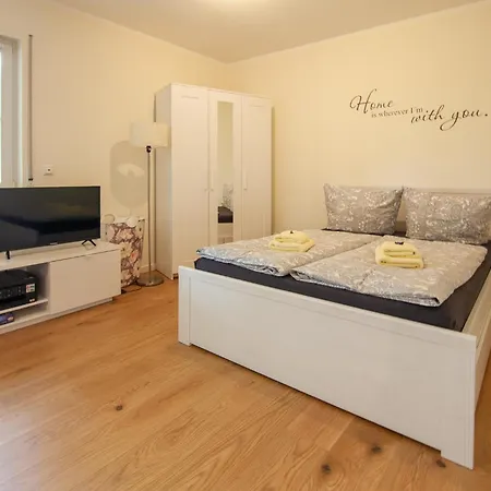 Appartement Wohnperle Leubener Stuebchen à Dresde Extérieur photo